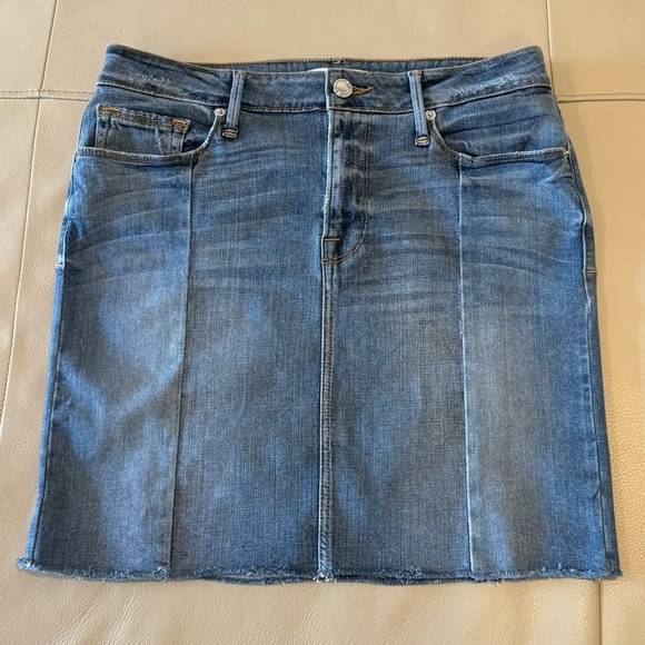 Good American Raw Hem Patchwork Jean Skirt - Picture 1 of 7